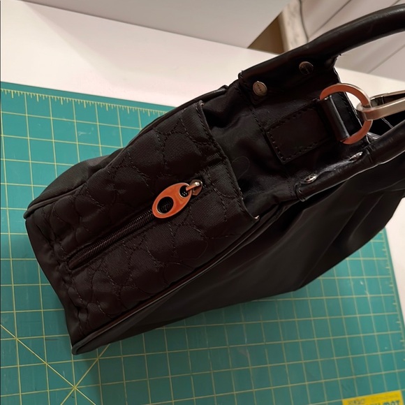 Sleek Mosey Black Crossbody and Shoulder Bag - Picture 6 of 15